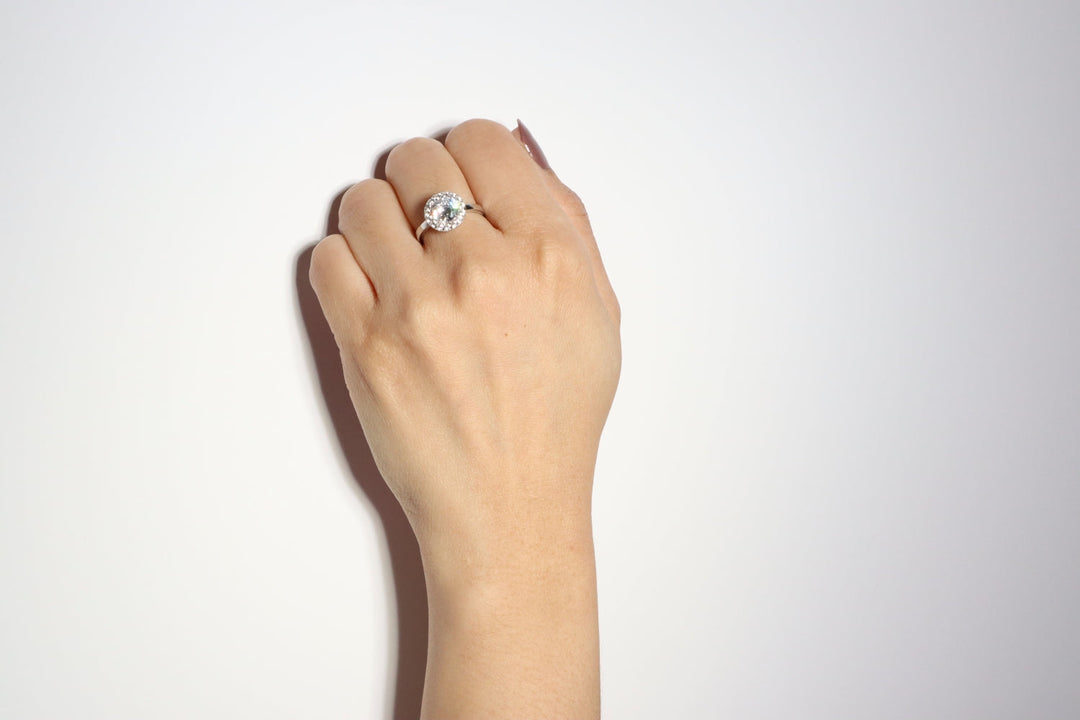 Round Inlay Halo Engagement Proposal Ring