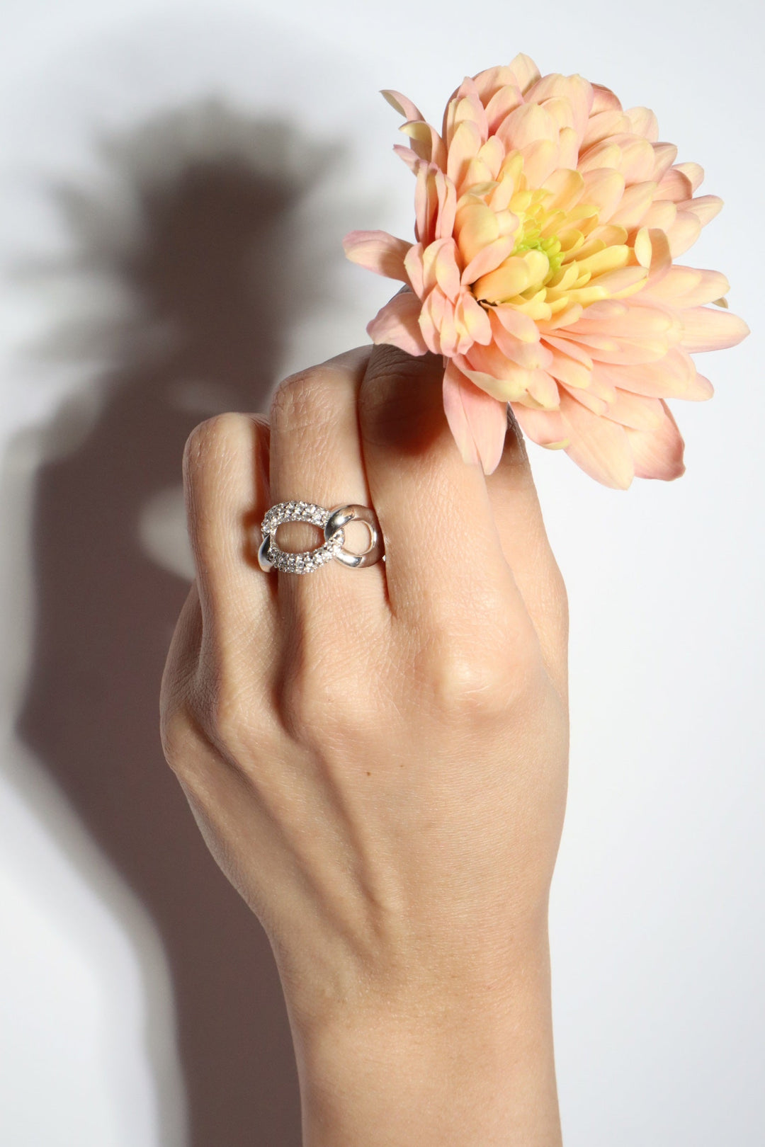 Chain Link Pavé Ring