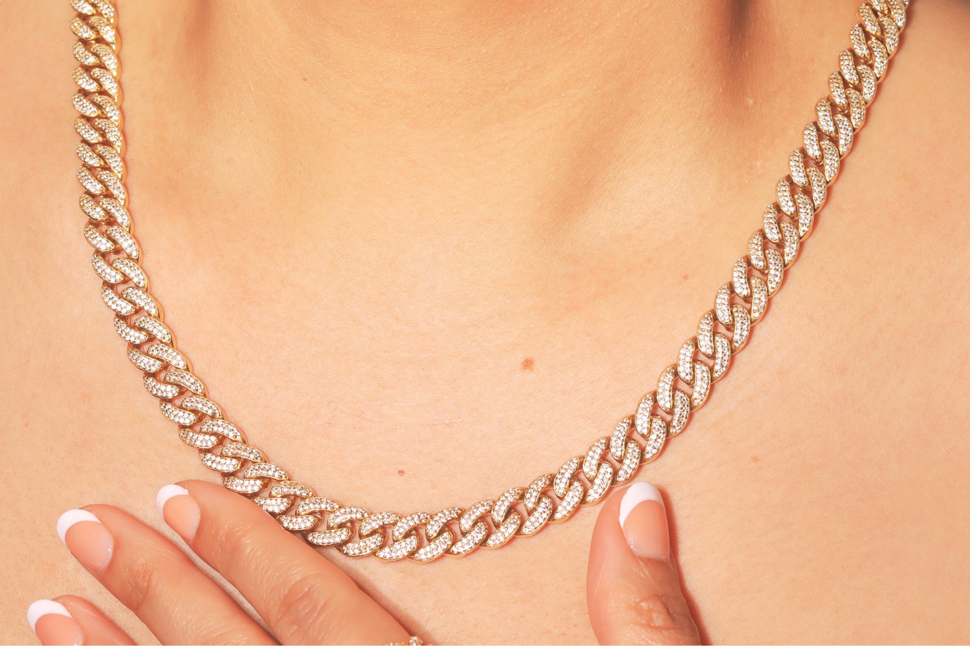 Iced Out Cuban Link Chain Unisex 9.5mm Lilies and Crown Studio