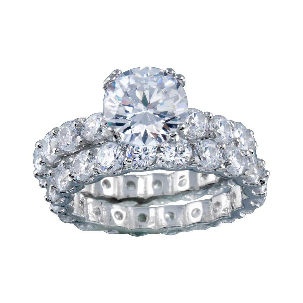 Round Brillian Engagement Ring Set